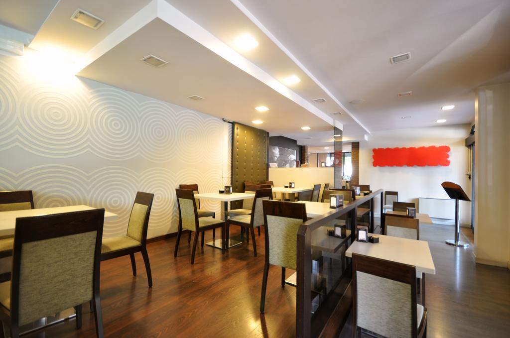 Drake Hotel Maranello Bagian luar foto